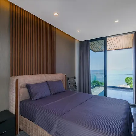 Bodrum Ada Suites Beach Hotel * מוגלה
