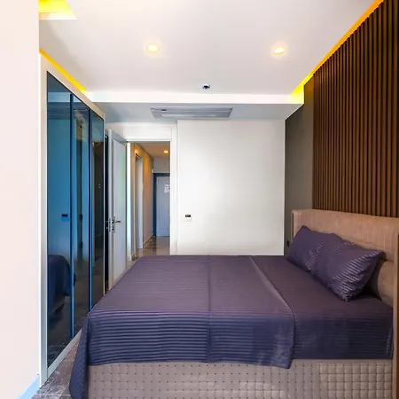 Bodrum Ada Suites Beach Hotel מלון