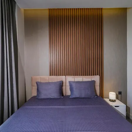 Bodrum Ada Suites Beach Hotel מלון *