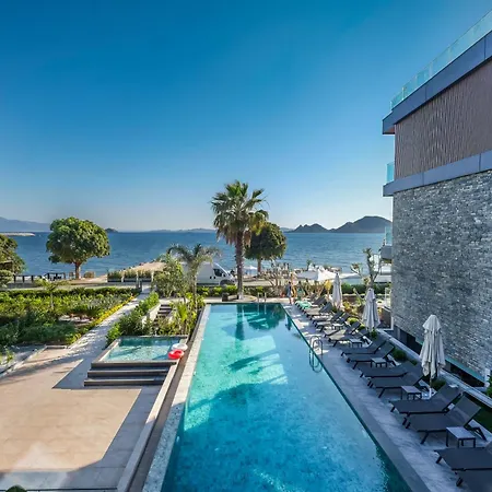 Bodrum Ada Suites Beach Hotel * מוגלה