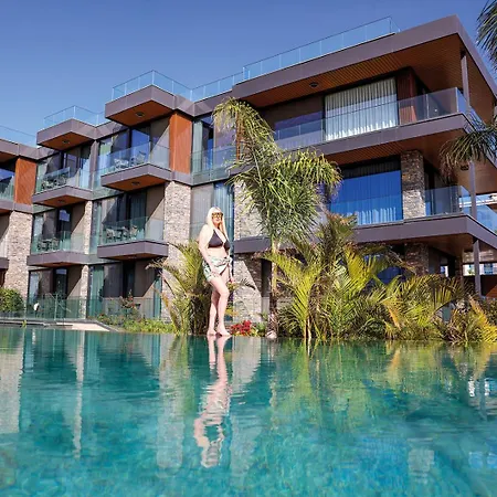 Bodrum Ada Suites Beach Hotel Отель Тургутрейс