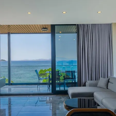 Отель Bodrum Ada Suites Beach Hotel *