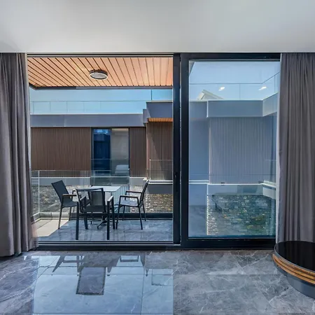 Bodrum Ada Suites Beach Hotel Тургутрейс